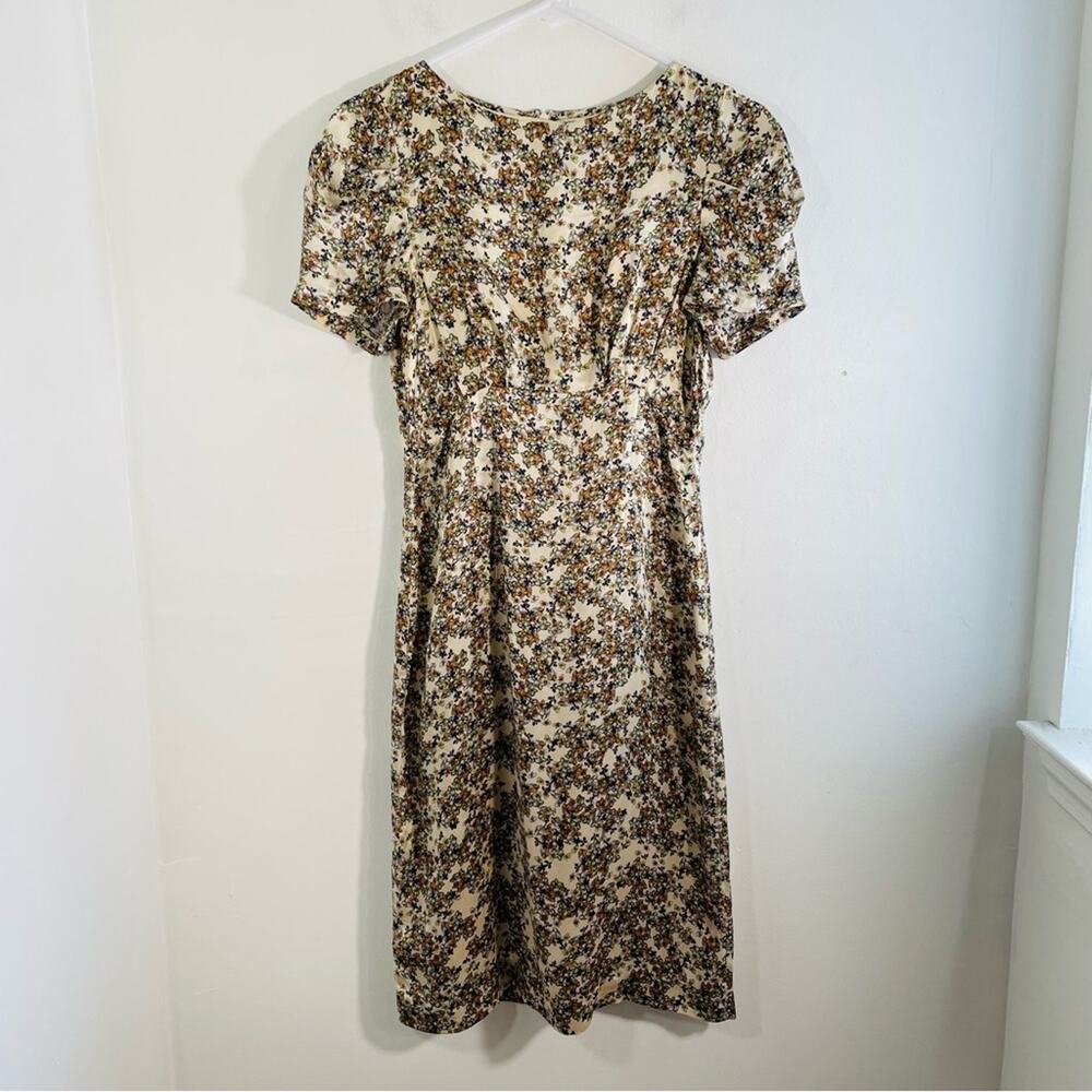 L’agence 100% Silk Short Sleeve Floral Fitted & Pleated Dress 2